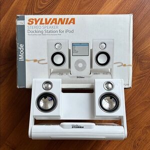 Sylvania White Stereo Speaker Dock for iPod
